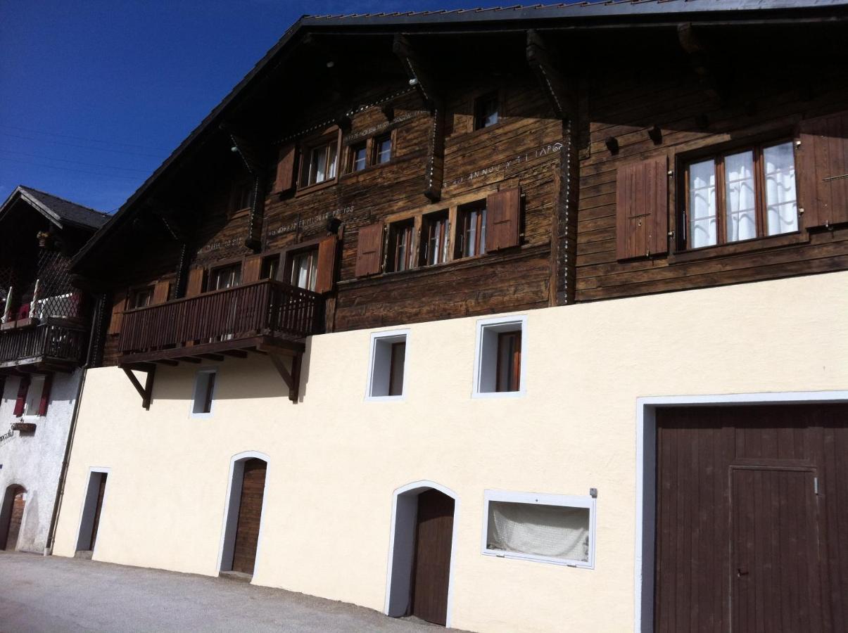 Mayen2003 Ayent Anzere Exterior photo